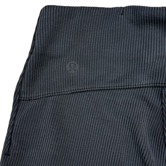 Lululemon Brushed Softstreme Ribbed Zip Flared Pant 32.5" In Black Size 0 - Picture 7 of 7